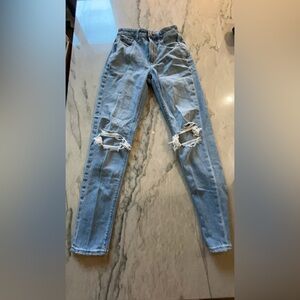 American Eagle blue jeans